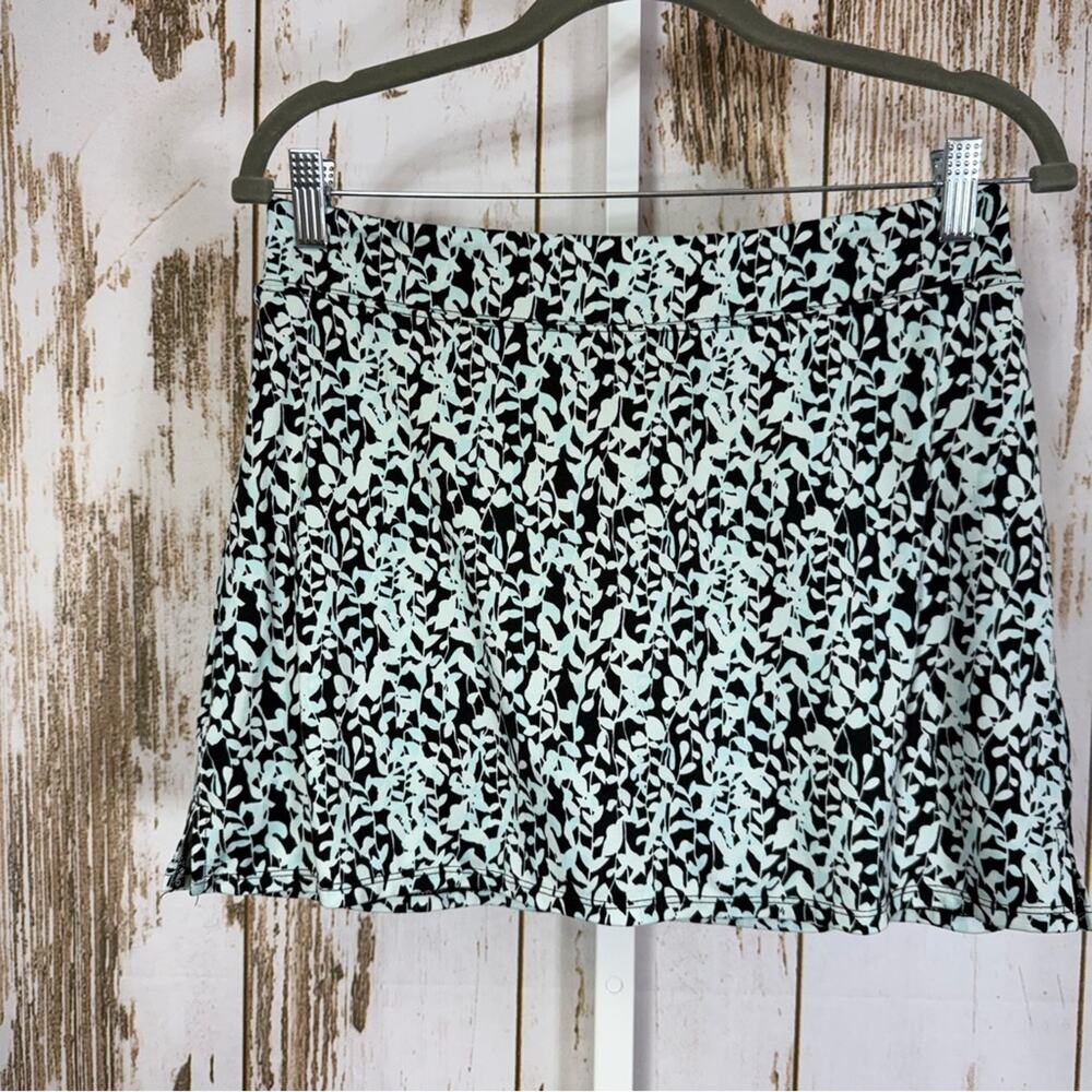 Tranquility by Colorado Clothing Black and White Patterned Mini Skirt Size Small